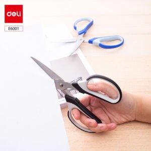 ديلي مقص معدن - مقبض بلاستيك ومطاط لونين - 19 سم - أسود، أزرق - E6001