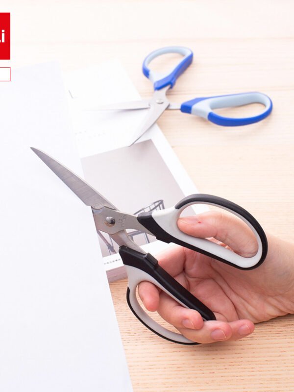 ديلي مقص معدن - مقبض بلاستيك ومطاط لونين - 19 سم - أسود، أزرق - E6001