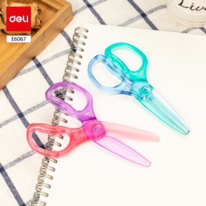 ديلي مقص بلاستيك مدرسي للأطفال - 12 سم - ألوان شفافة مختلفة E6067