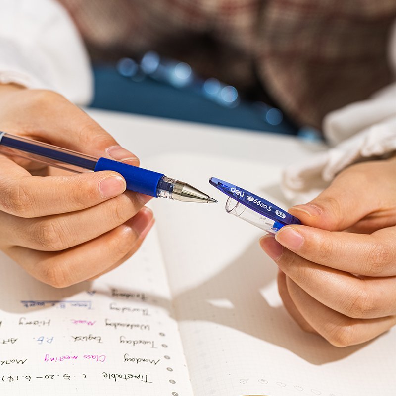 ديلي قلم حبر جل - بدن شفاف قبضة مطاط - 0.5 mm - أزرق - E6600S-BL