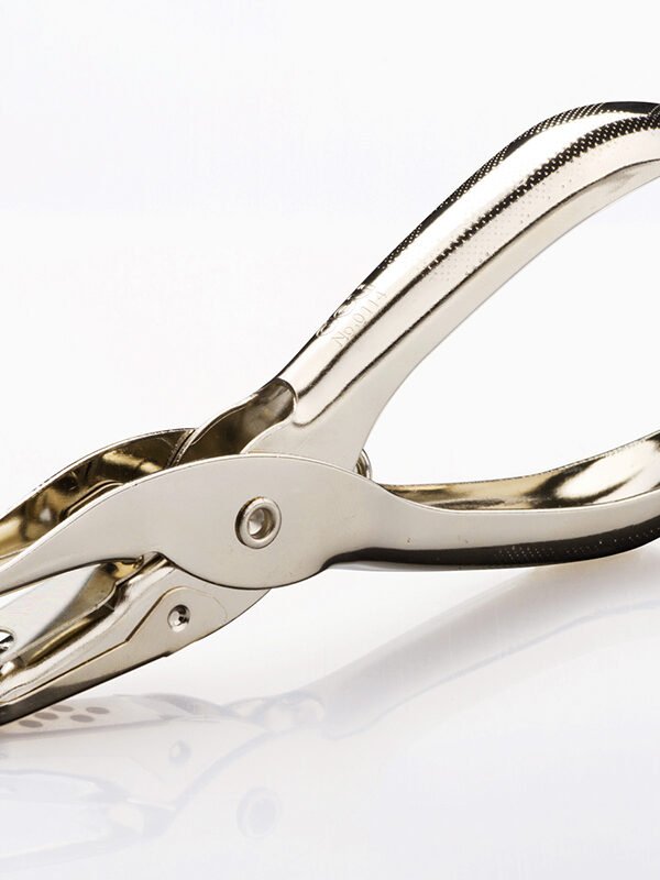 E0114 (9) ديلي ثقابة مقبض - ثقب واحد - 8 صفحات، قطر 6 مم - فضي - E0114