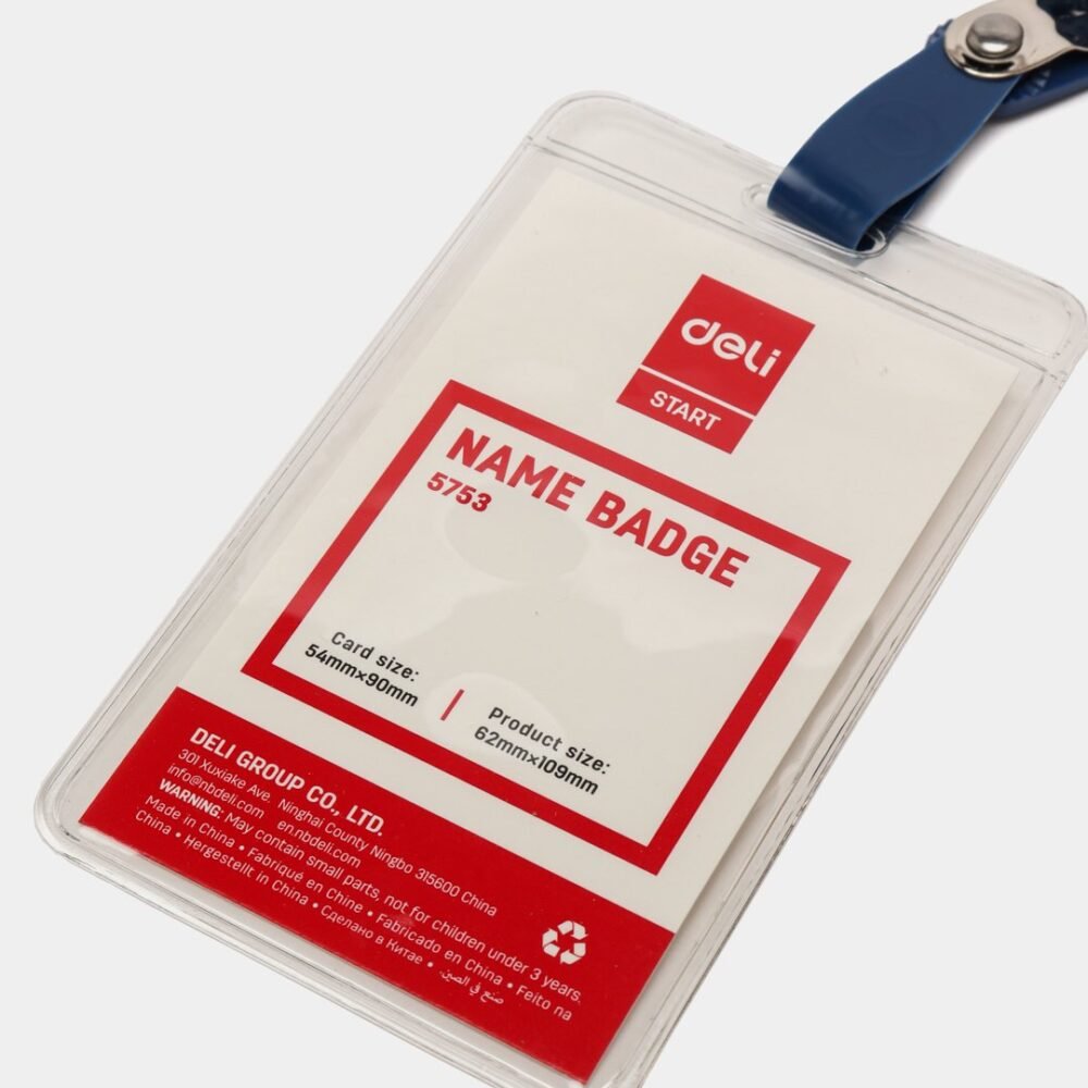 ديلي بطاقة اسمية طولية B1 - مع مشبك تعليق كحلي - قياس البطاقة 90*54 مم - E5753