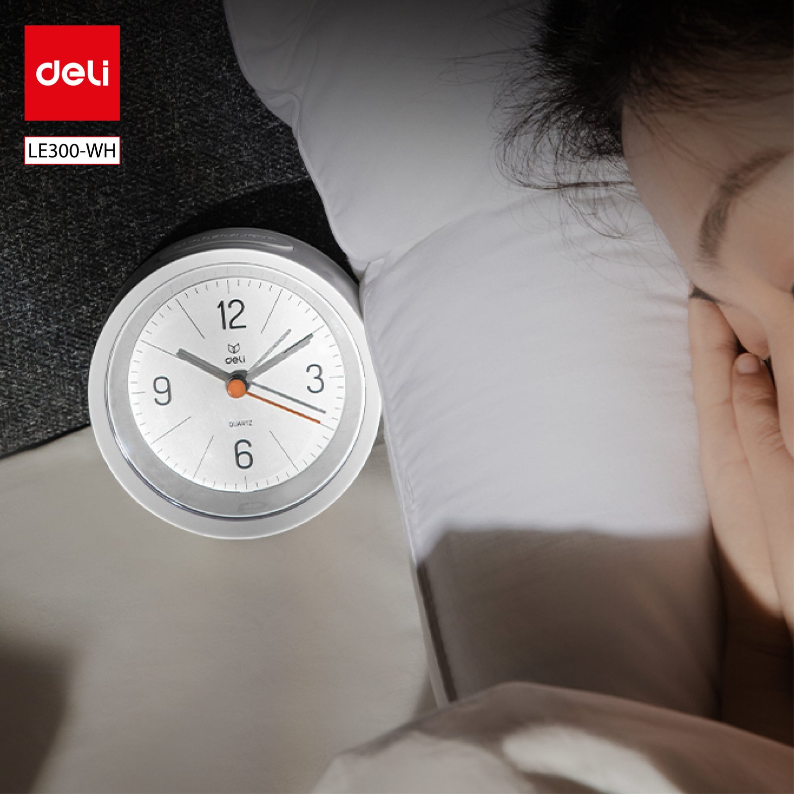ديلي ساعة منبه دائرية - إضاءة خلفية - 95*95*45 مم - أبيض/أزرق - LE300