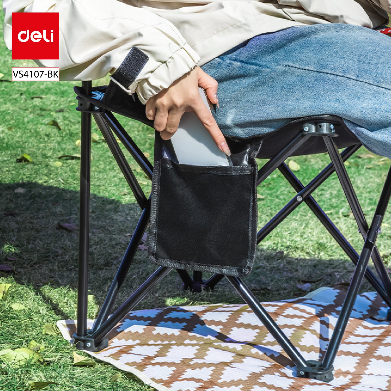 ديلي كرسي تخييم قابل للطي - حجم : 55*33*33(سم) - أسود - VS4107-BK