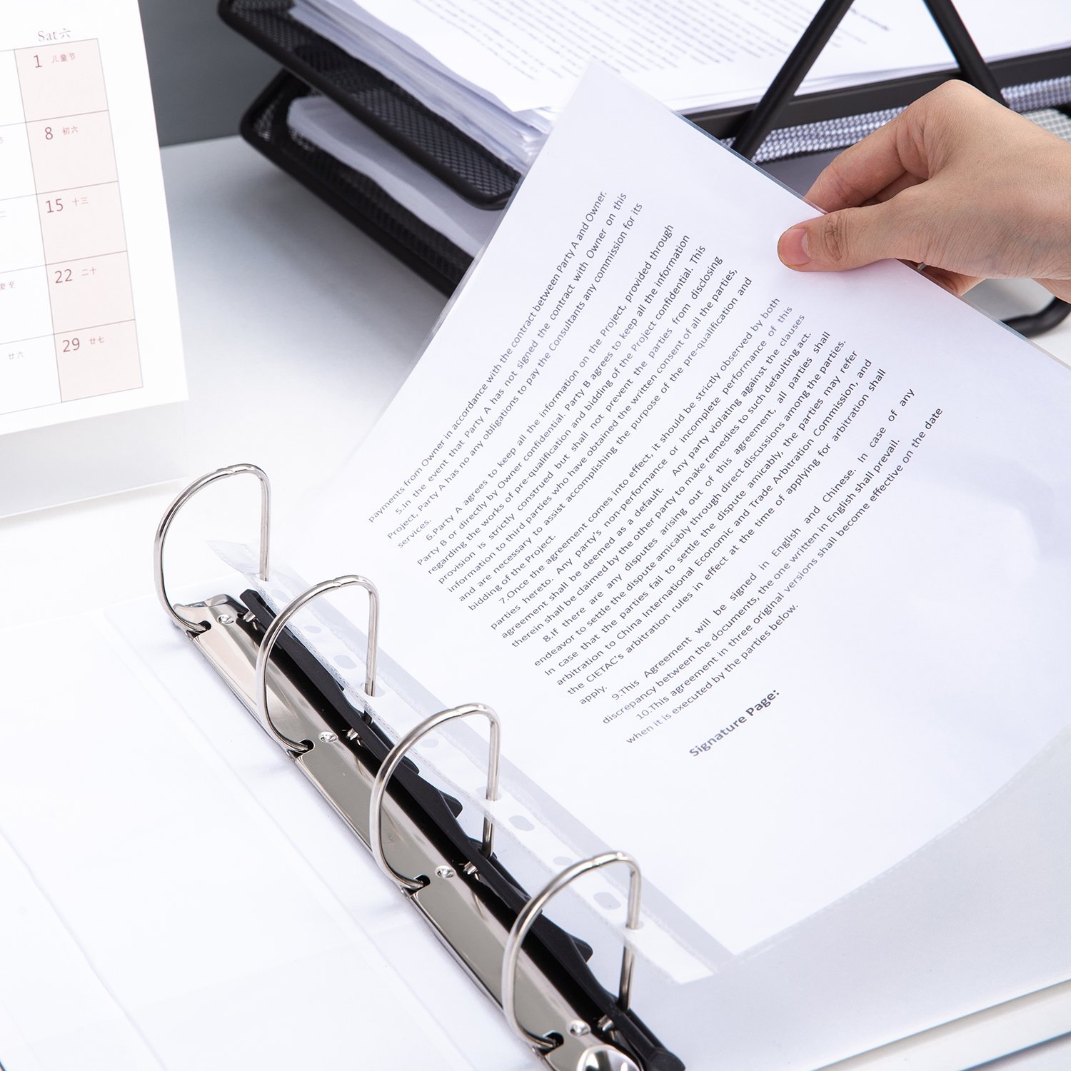 ديلي مصنف حلقة - 4 حلقات - قياس A4 - سماكة 2" - أبيض - E5618N