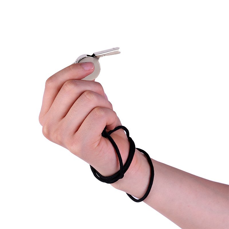 ديلي صافرة - مقاومة للصدمات - أسود/أبيض - F1308