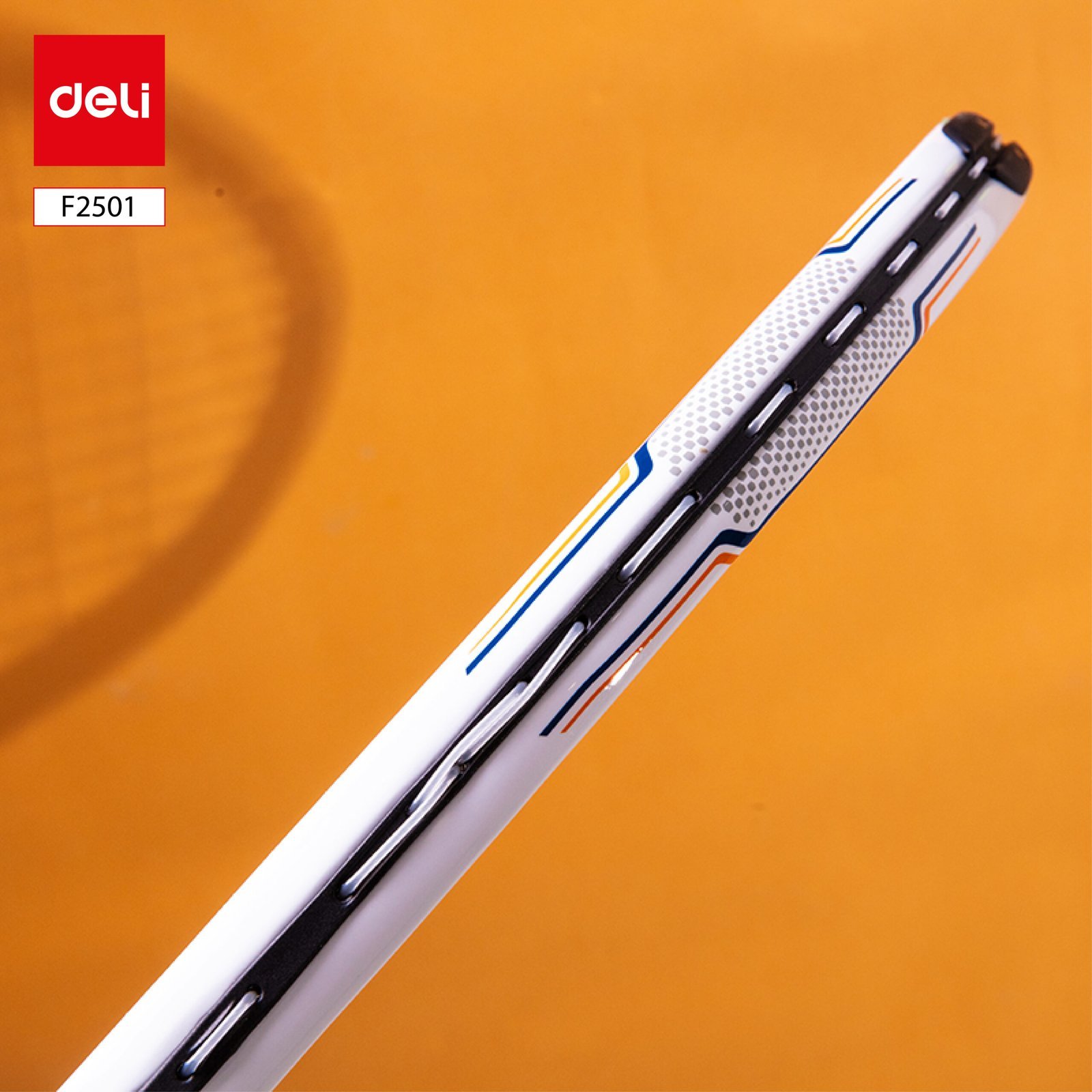 ديلي مضرب تنس - مع ملحقات - ٢٧ بوصة -٥٠±٥ LBS - أبيض - F2501